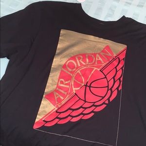 Men’s Jordan shirt